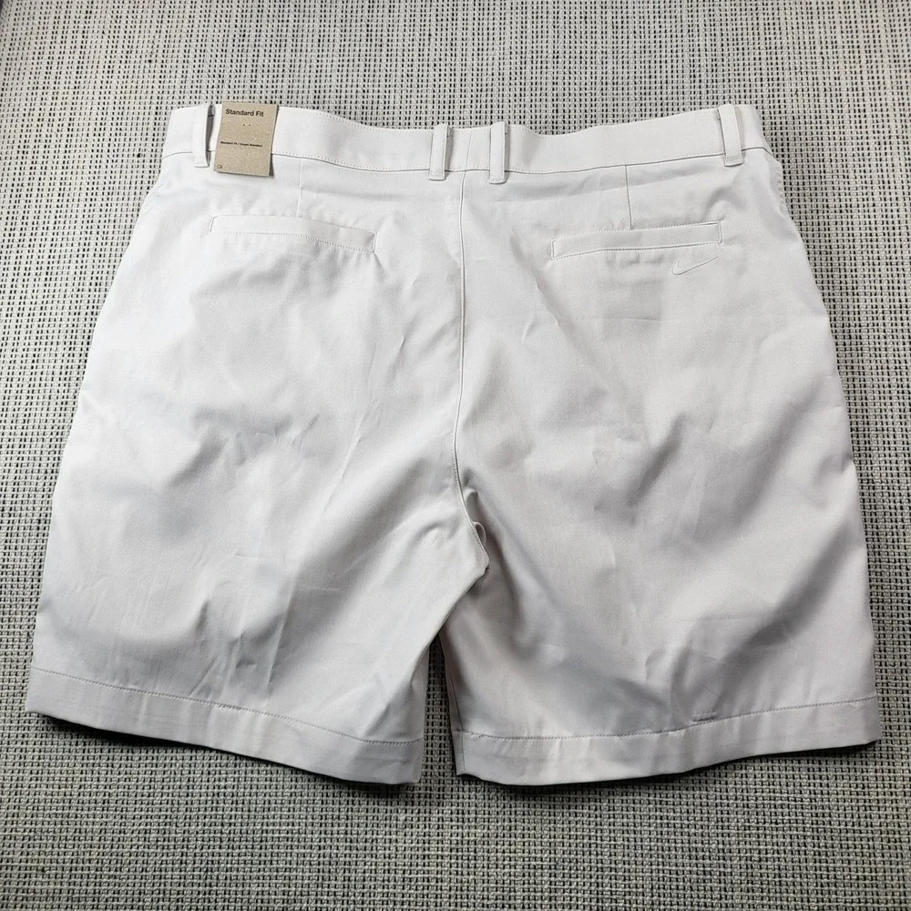 Nike Shorts Mens 40 White Herringbone Chino‎ Standard Fit 9 Inseam Casual Summer